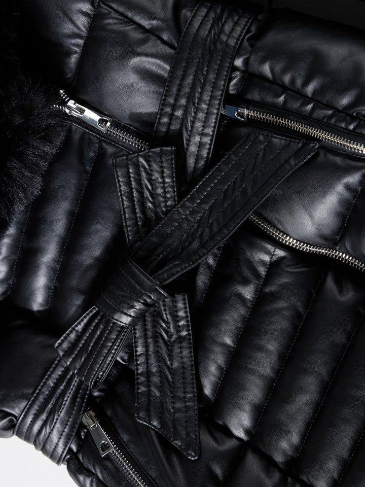 Ingrid – Elegante Damen- Lederjacke mit Kapuze aus Kunstfell und Gürtel-Detail