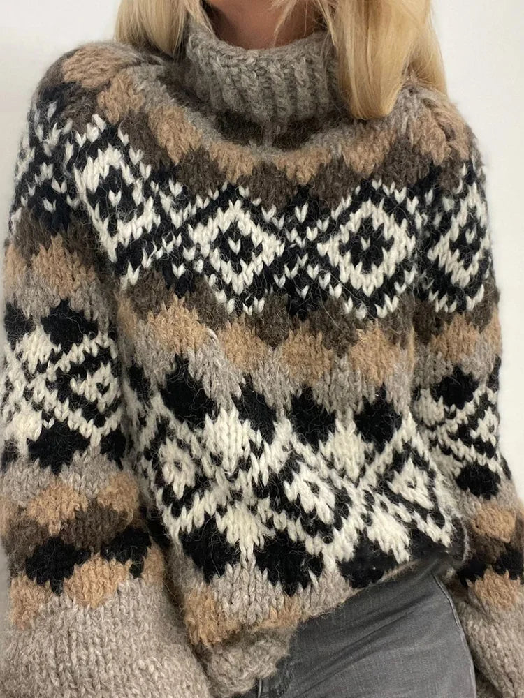 PULLOVER PATRICIA MIT GEOMETRISCHEM KONTRAST