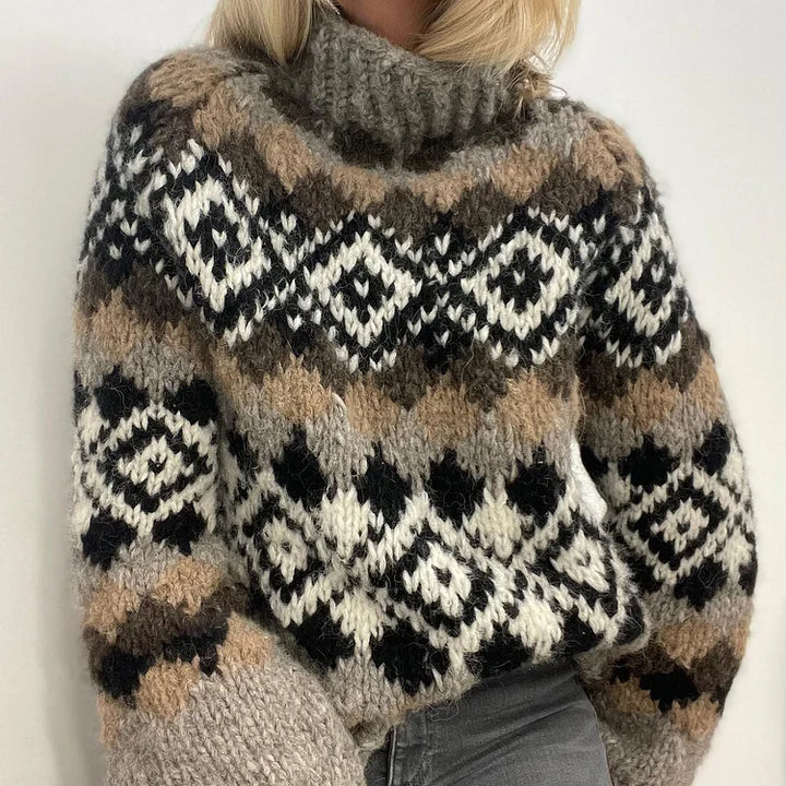 PULLOVER PATRICIA MIT GEOMETRISCHEM KONTRAST