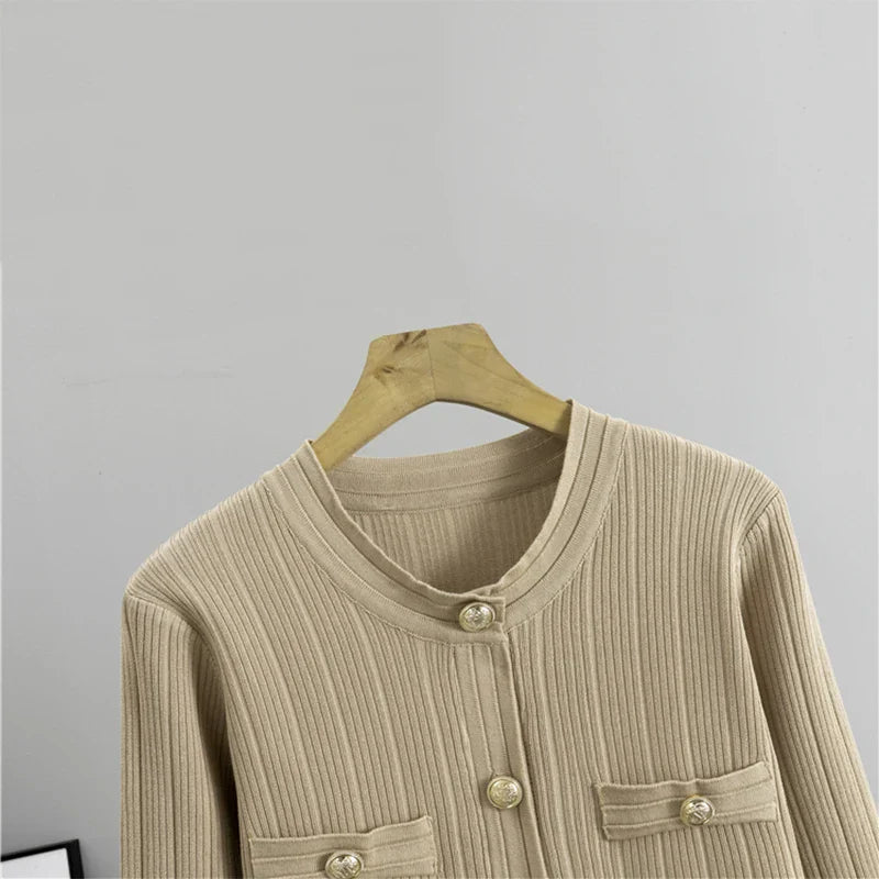 Lys – Elegantes zweiteiliges Strickset